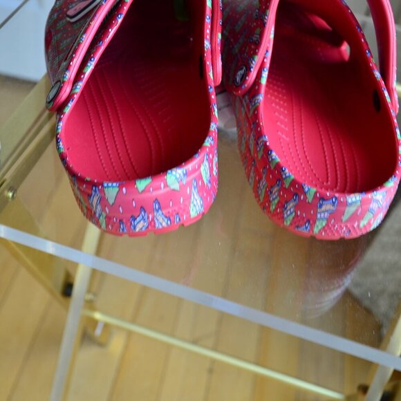 Crocs Vineyard Vines Christmas Holiday Red Classic Clog Size US M12 - Picture 5 of 9